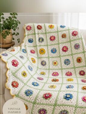 VINTAGE   Handmade Crochet Floral Throw Blanket in White with Multicolor Flowers